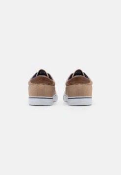Pier One Unisex - Sneakers Basse - Brown -Negozio Pier One economico 0667ac52398a4cb28ca9239f7e349af9