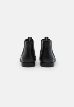 Pier One StivalettiBlack Uomo Stivaletti/Stivali PI912K0BA-Q11 -Negozio Pier One economico 2ed5d5f47ef147b6a42e24d7d05330d8