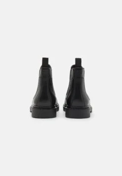 Pier One LeatherStivalettiBlack Uomo Stivaletti/Stivali PI912K0C6-Q11 -Negozio Pier One economico 38fceb26209f4f8e8e56a5d89f6e46d5