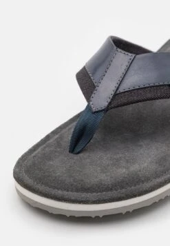 Pier One LeatherInfraditoBlue Uomo Scarpe Aperte PI912G01O-K11 -Negozio Pier One economico 50c49d2b3015483b8a98ff7b74229b5f