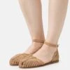 Pier One Leather- Sandali - Beige