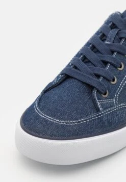 Pier One UnisexSneakers BasseDark Blue Uomo Sneaker PI915O02Z-K11 -Negozio Pier One economico 88d4a325a78341e996cfd14f5eda8dc6