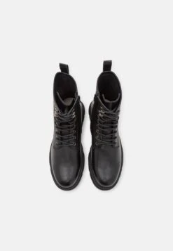 Pier One LeatherStivaletti StringatiBlack Uomo Stivaletti/Stivali PI912K0BD-Q11 -Negozio Pier One economico 926c2a40606144d7a6f804f59f0a41e0