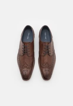 Pier One LeatherStringateBrown Uomo Scarpe Eleganti PI912M0E5-O11 -Negozio Pier One economico 9f91739a20c64df3bf2edb2ec907939f