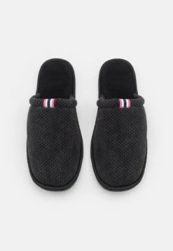 Pier One Pantofole - Black 11 Pier One Pantofole - Black -Negozio Pier One economico a9ded7ac67184f64a2157c40f6b9b9b3