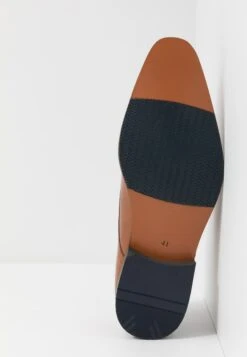 Pier One LeatherMocassini ElegantiCognac Uomo Scarpe Eleganti PI912C094-O11 -Negozio Pier One economico b33620ba8ab547529ee32df8e71ecc15