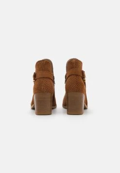 Pier One LeatherStivalettiCognac Donna Stivaletti PI911N09S-O11 -Negozio Pier One economico c03d7a9a89884977aa44a489c45d44a8